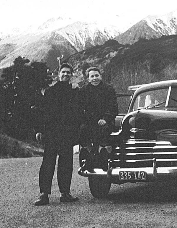 Winter 1957: Stu Pearce and Alan Papesch on our magic ski tour near Arthurs Pass