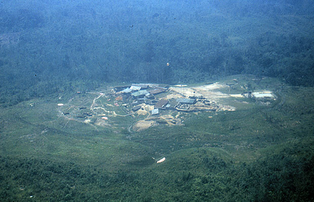 1965: Red 21, the Stass fort dropzone in Sarawak, west of Kuching